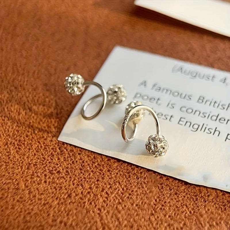TWISTGLOW | STUD EARRINGS